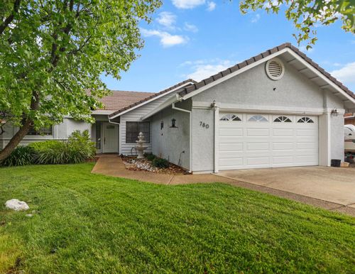 780 Teakwood Dr, Redding, CA, 96003-4155 | Card Image