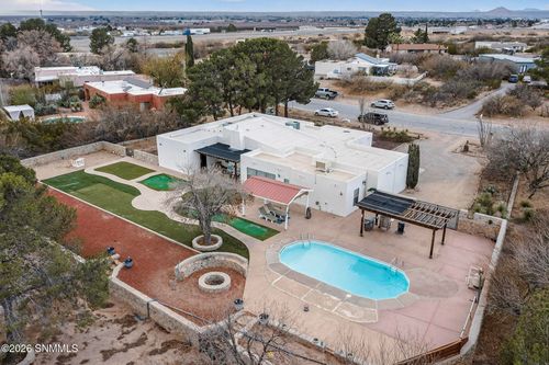 4136 E Winchester Rd, Las Cruces, NM, 88011-7572 | Card Image