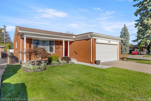 11306 Lenoir St, Allen Park, MI, 48101-1016 | Card Image