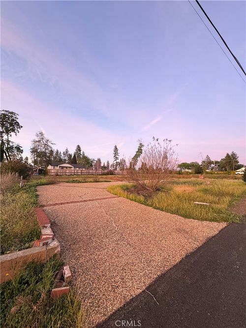 1865 Salida, Paradise, CA, 95969 | Card Image