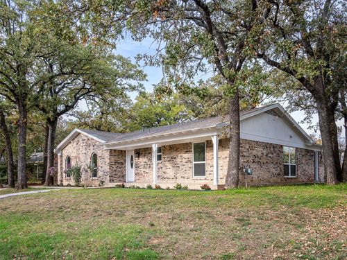 632 Melbourne Ct, Hurst, TX, 76053-5327 | Card Image