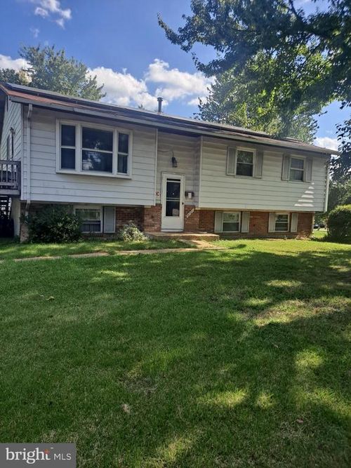 8701 Crandall Rd, LANHAM, MD, 20706-1970 | Card Image