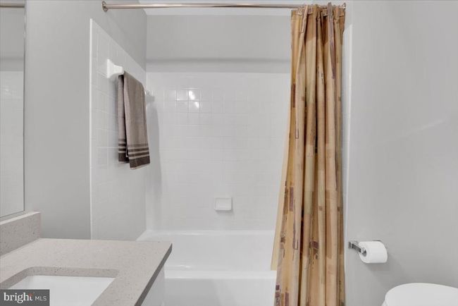 7523 Westmore Dr, Townhouse with 3 bedrooms, 4 bathrooms and null parking in SPRINGFIELD VA | Image 26