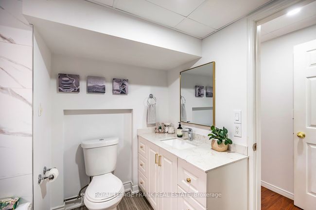 1533 Clearbrook Dr, House other with 5 bedrooms, 4 bathrooms and 2 parking in Oshawa ON | Image 33