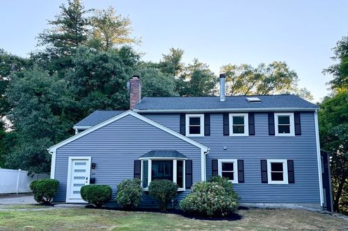 20 Alberta Dr, Hudson, MA, 01749-2706 | Card Image