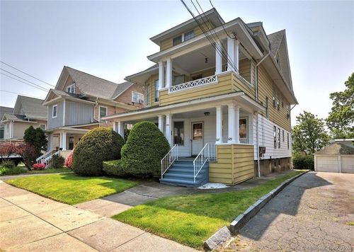 125 Marion St, Bridgeport, CT, 06606-4613 | Card Image