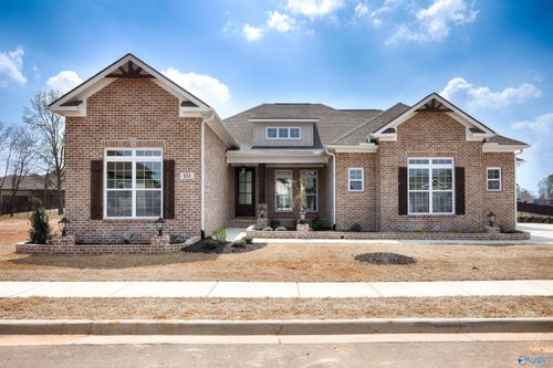 111 Montcliff Dr, Madison, AL, 35756-6101 | Card Image