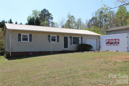 5445 Glenview Dr, Hickory, NC, 28602-5532 | Card Image