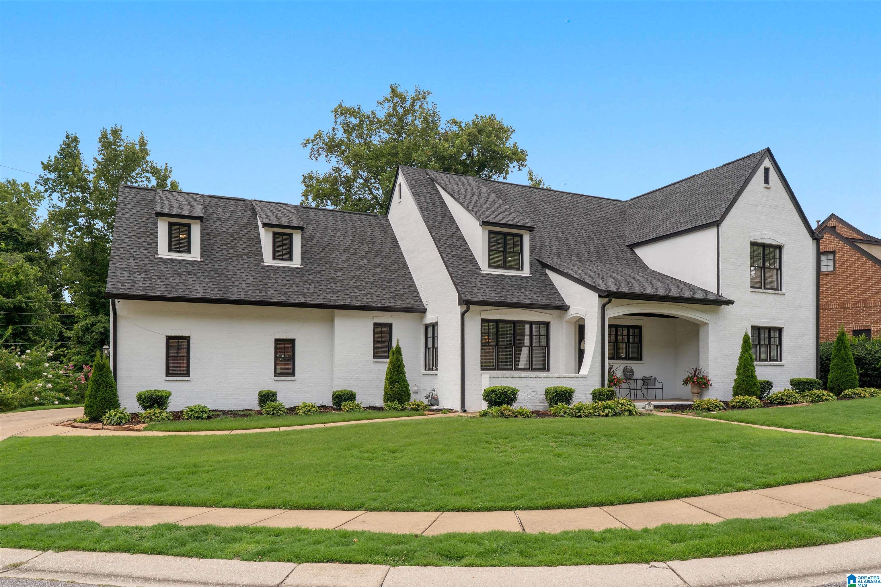 Residential in HOOVER 5