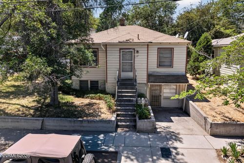 1-2-3-1301 Faland Way, Reno, NV, 89503 | Card Image