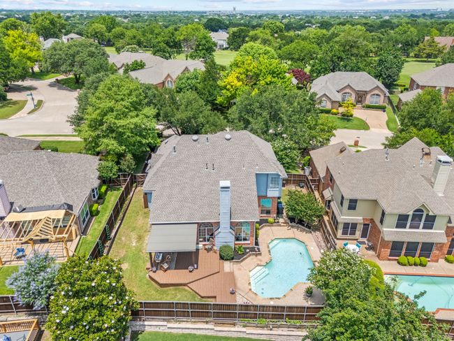 Directly behind the home. | Image 32