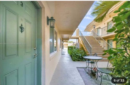 11-2300 Se 2nd Street, Pompano Beach, FL, 33062 | Card Image