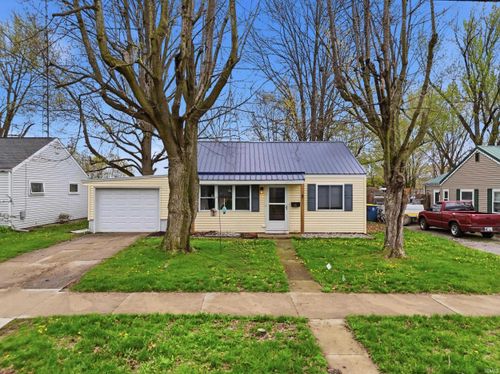 611 Randolph St, Angola, IN, 46703-1625 | Card Image