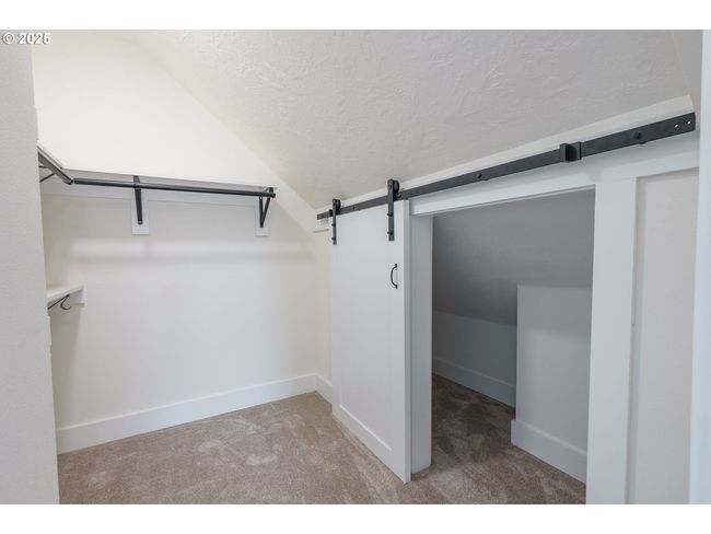 535 E St, House other with 4 bedrooms, 3 bathrooms and 1 parking in Independence OR | Image 42