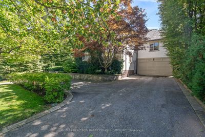 227 Lytton Blvd, House other with 5 bedrooms, 4 bathrooms and 8 parking in Toronto ON | Image 2