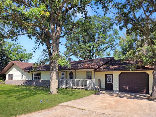 609 E University Ave, Badger, MN, 56714-4022 | Card Image
