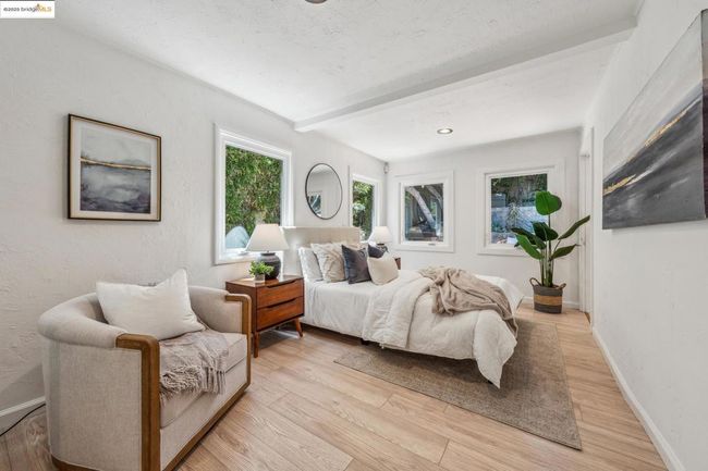 7069 Saroni Dr, House other with 2 bedrooms, 1 bathrooms and null parking in Oakland CA | Image 21