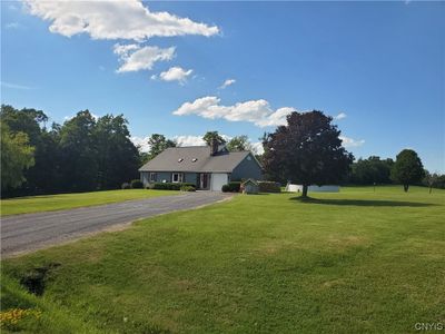 9549 Skaneateles, House other with 4 bedrooms, 2 bathrooms and null parking in Brookfield NY | Image 1