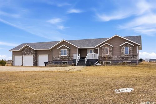110 Rock Pointe Cres, Pilot Butte, SK, S0G3Z0 | Card Image