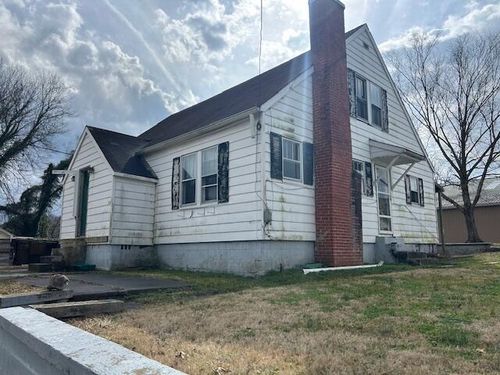 28 Fork Field Rd, Oneida, KY, 40972-6405 | Card Image