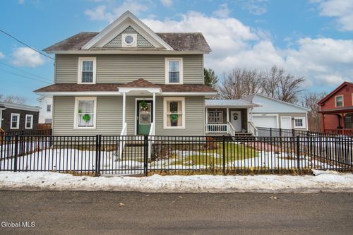 13 Moon St, Fort Edward, NY, 12828-1909 | Card Image