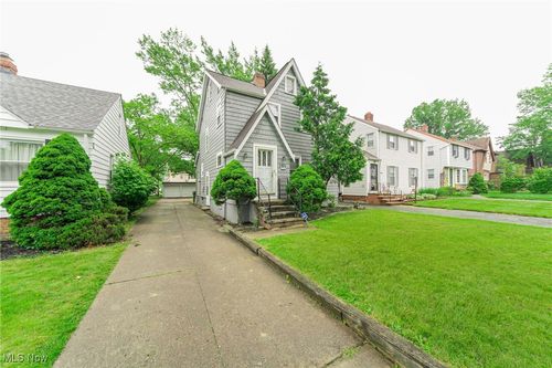 1271 Winston Rd, South Euclid, OH, 44121-2552 | Card Image