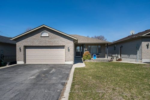 24 Stonegate Cres, Frankford, ON, K0K2C0 | Card Image