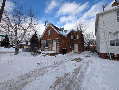 3808 Cadieux Rd, Detroit, MI, 48224-2373 | Card Image