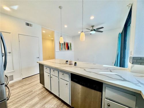 e-10580 Lakeside Dr N, Garden Grove, CA, 92840 | Card Image