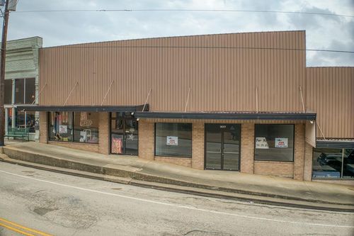 307 E Goliad Ave, Crockett, TX, 75835-2017 | Card Image