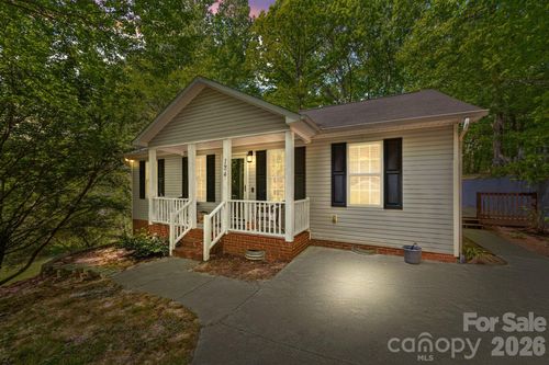 124 Stately Pines Dr, Troutman, NC, 28166-8803 | Card Image