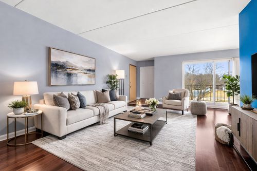 apt-2w-8106 168th Pl, Tinley Park, IL, 60477-2050 | Card Image