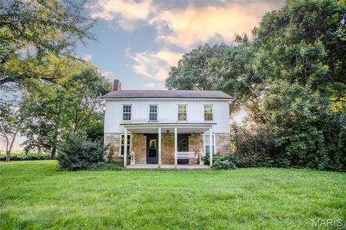 692 N Hillview Eldred Rd, Hillview, IL, 62050-2065 | Card Image