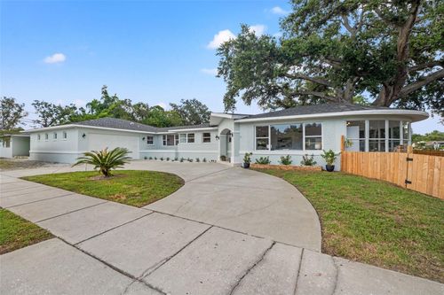 1026 64th St S, GULFPORT, FL, 33707-3024 | Card Image