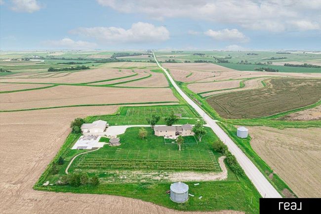31506 Pioneer Trl, House other with 6 bedrooms, 3 bathrooms and 8 parking in Treynor IA | Image 94