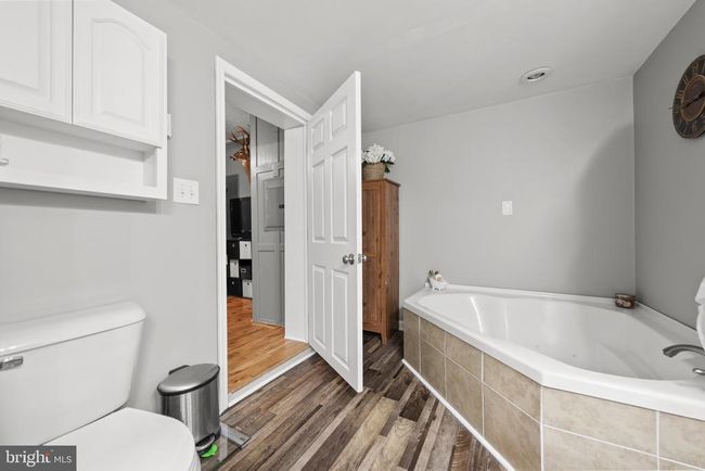 171 Sinking Spring Ln, House other with 3 bedrooms, 2 bathrooms and null parking in GORE VA | Image 28