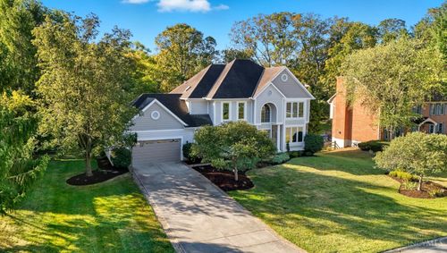 6649 Miami Trails Dr, Loveland, OH, 45140-8043 | Card Image