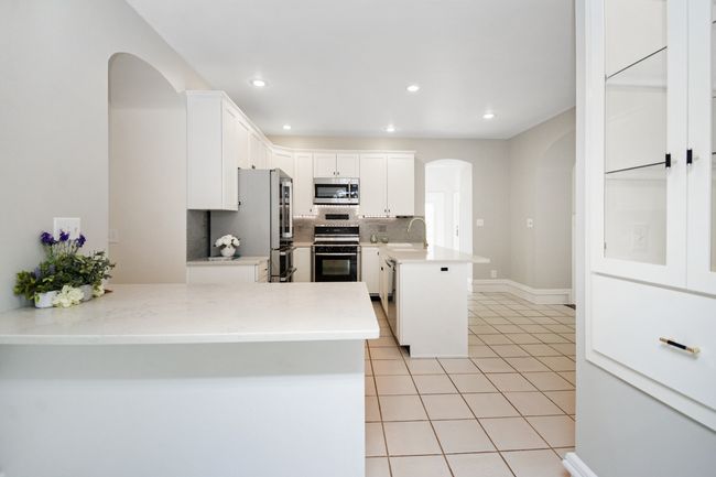 1005 Hovey Ave, House other with 3 bedrooms, 4 bathrooms and 11 parking in Normal IL | Image 41