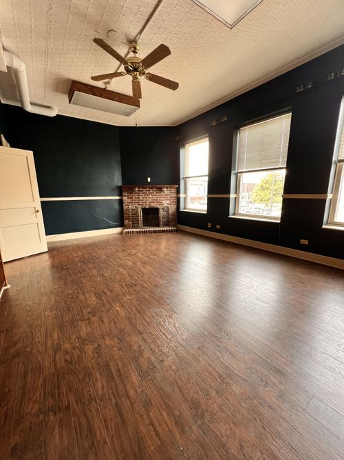 112 Public Sq E, Shelbyville, TN, 37160-3957 | Card Image