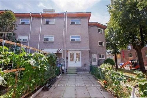 43 Wolseley St, Toronto, ON, M5T1A3 | Card Image