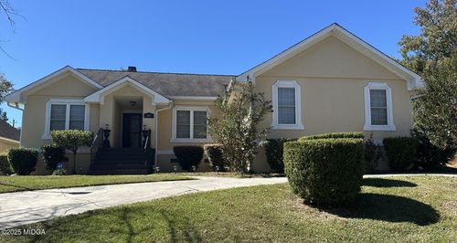 200 Autumn Trace Ct, Macon, GA, 31210-8025 | Card Image