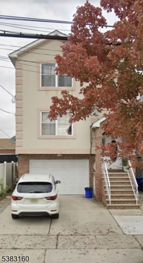 821 Bond St, Elizabeth, NJ, 07201-1905 | Card Image