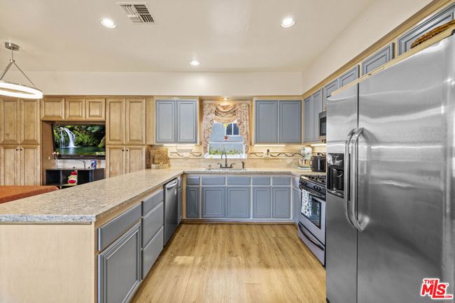 21683 Wo He Lo Trl, House other with 3 bedrooms, 4 bathrooms and null parking in Chatsworth CA | Image 14