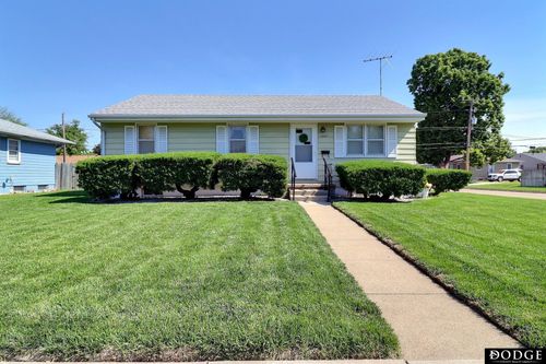 1344 Fairacres Dr, Fremont, NE, 68025-2731 | Card Image
