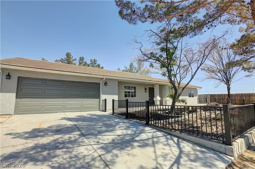 3471 Adobe Ct, Pahrump, NV, 89048-7187 | Card Image