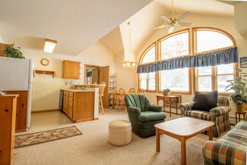 unit-42-1646 Daniel Webster Highway, Woodstock, NH, 03293 | Card Image