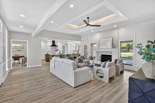 1630 Beaver Creek Dr, Duncanville, TX, 75137-3706 | Card Image