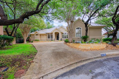 2102 Elm Vis, San Antonio, TX, 78230-2772 | Card Image