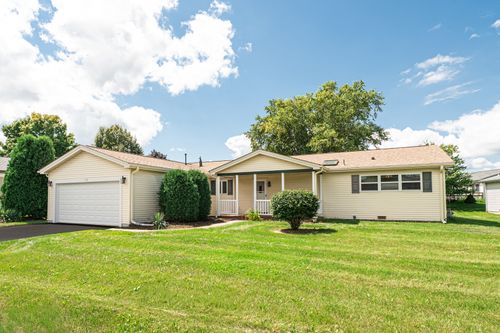 332 Palomino Ct, Grayslake, IL, 60030-9681 | Card Image