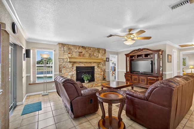 4378 Juniper Ter, House other with 3 bedrooms, 3 bathrooms and null parking in Boynton Beach FL | Image 17